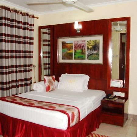 Donsuite Hotel Daressalam Exterior foto