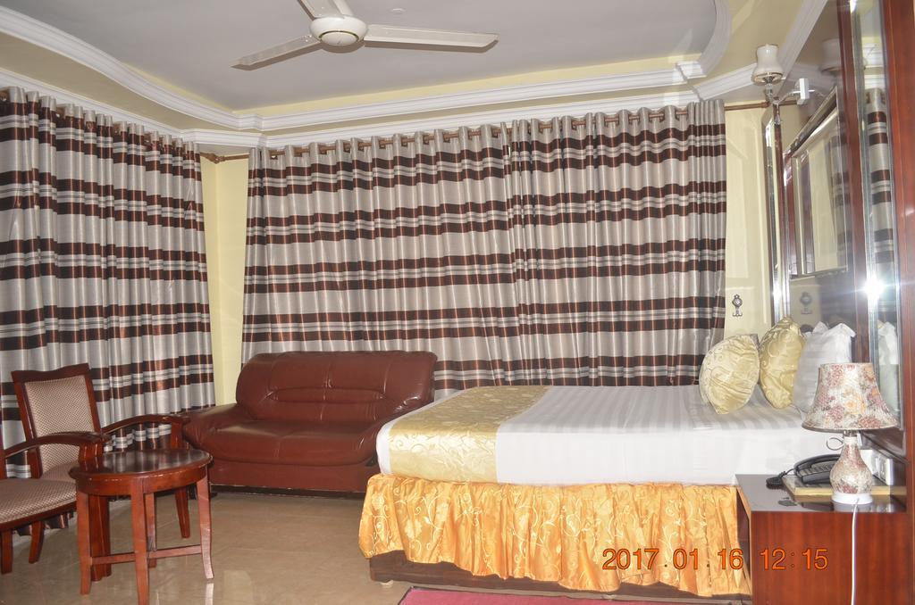 Donsuite Hotel Daressalam Exterior foto